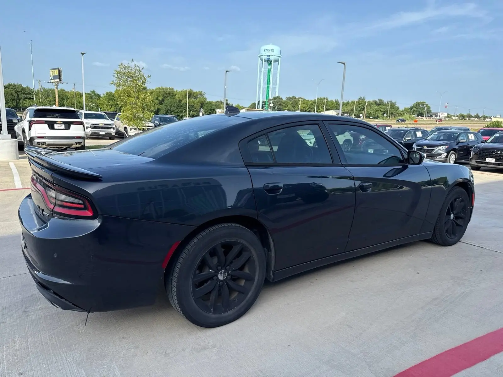 2016 Dodge Charger SXT photo 4