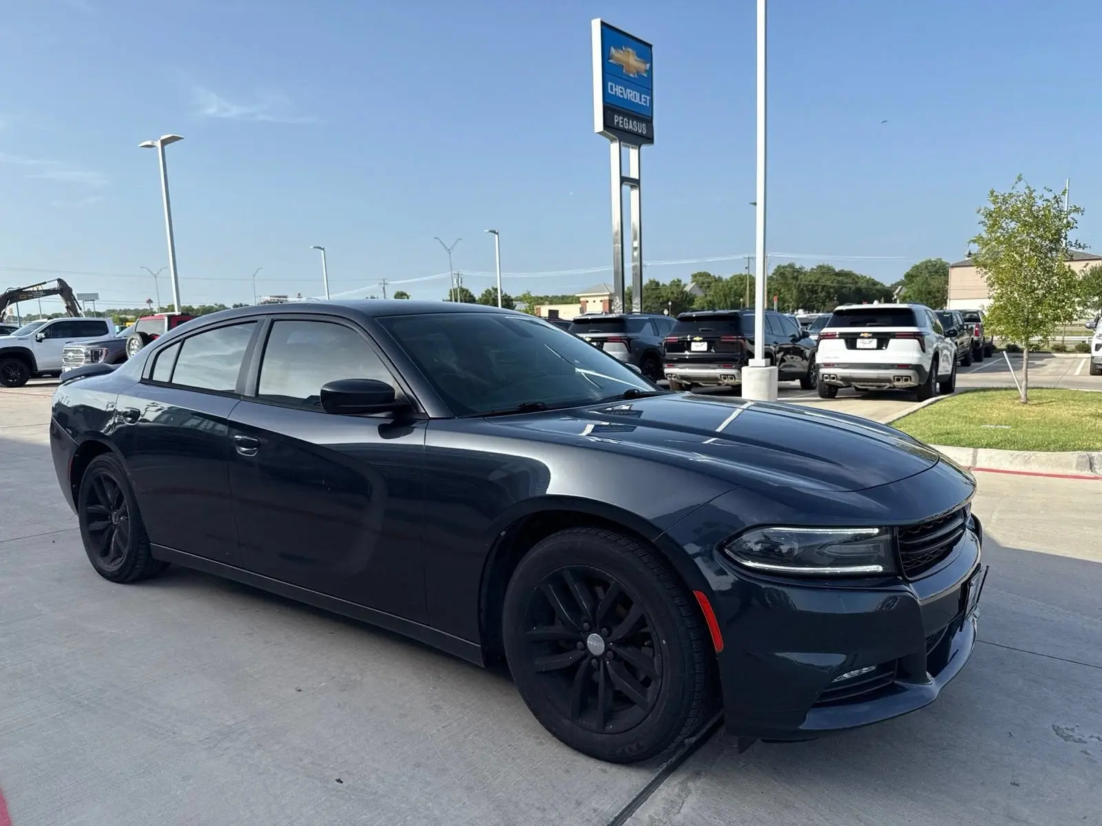 2016 Dodge Charger SXT photo 5