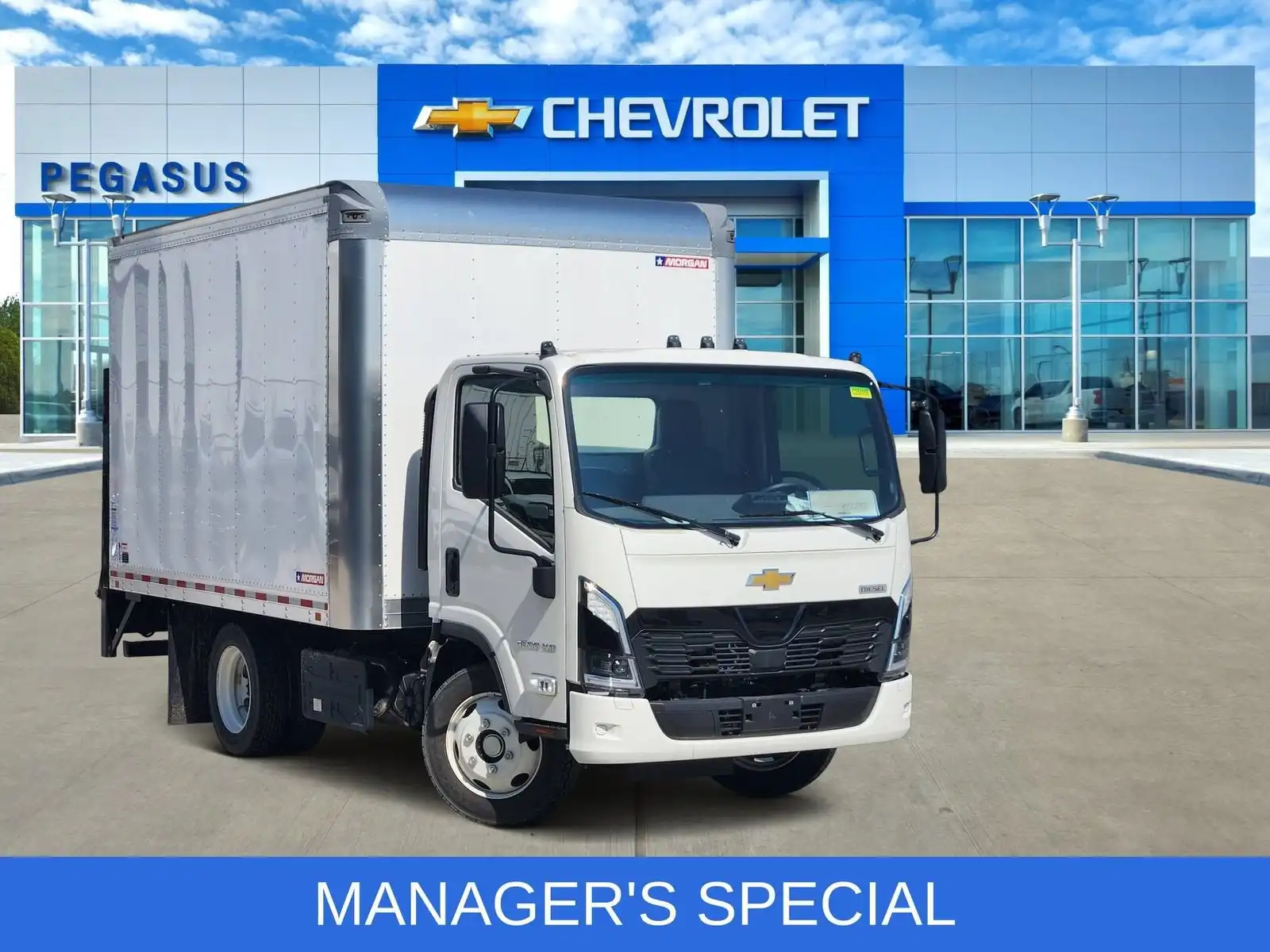2025 Chevrolet Low Cab Forward 4500XD Diesel 109" WB Regular Cab's photo