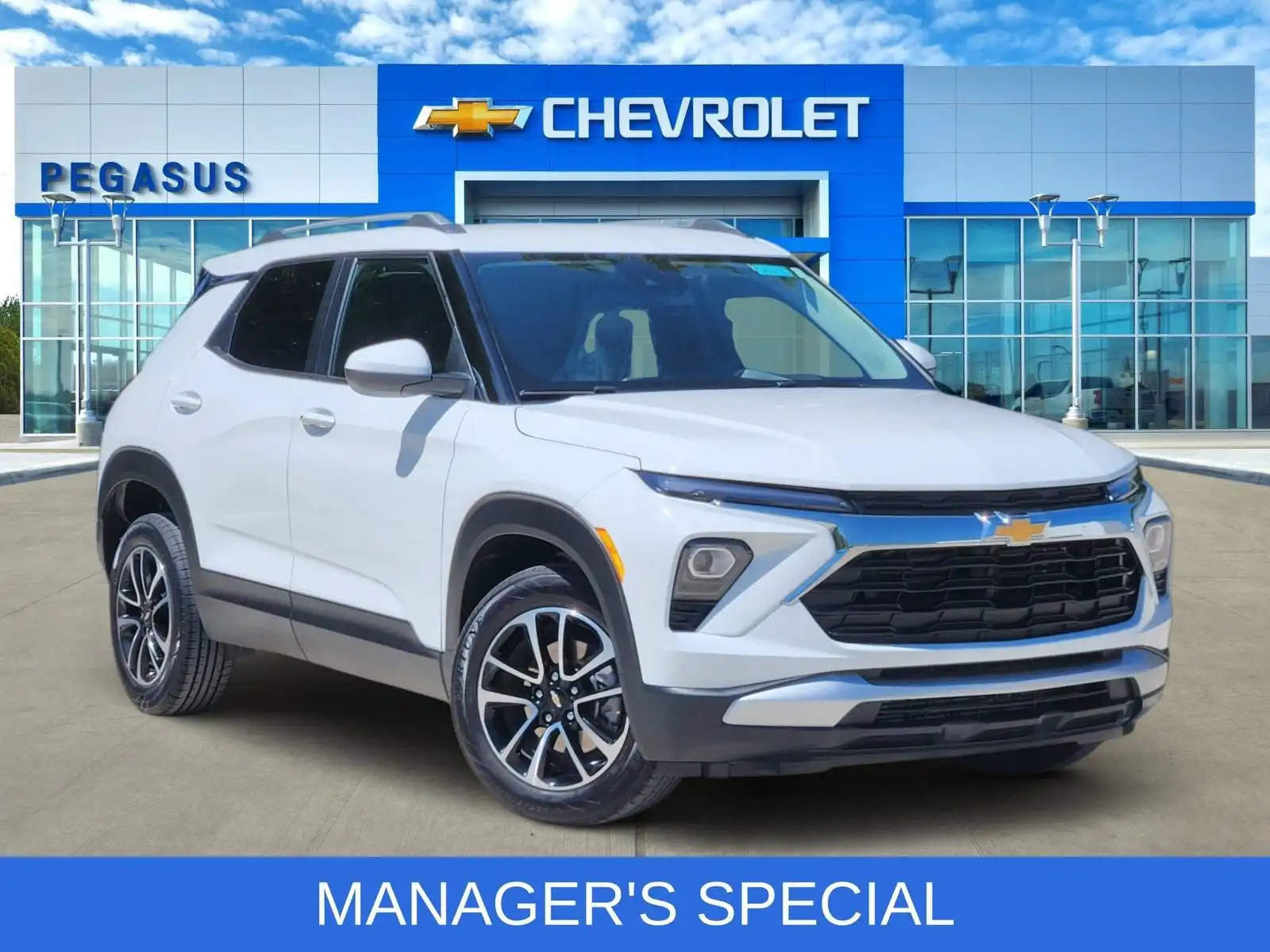 2025 Chevrolet Trailblazer LT's photo