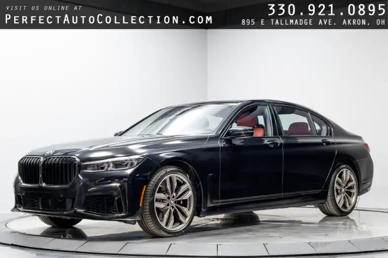 2022 BMW 7 Series M760i xDrive's photo