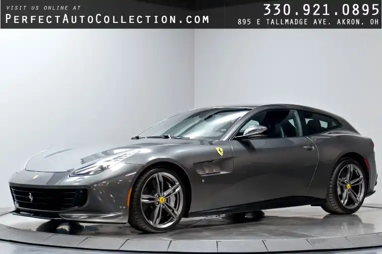 2017 Ferrari GTC4Lusso Base's photo