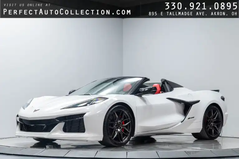 2023 Chevrolet Corvette Z06 Convertible 2LZ's photo