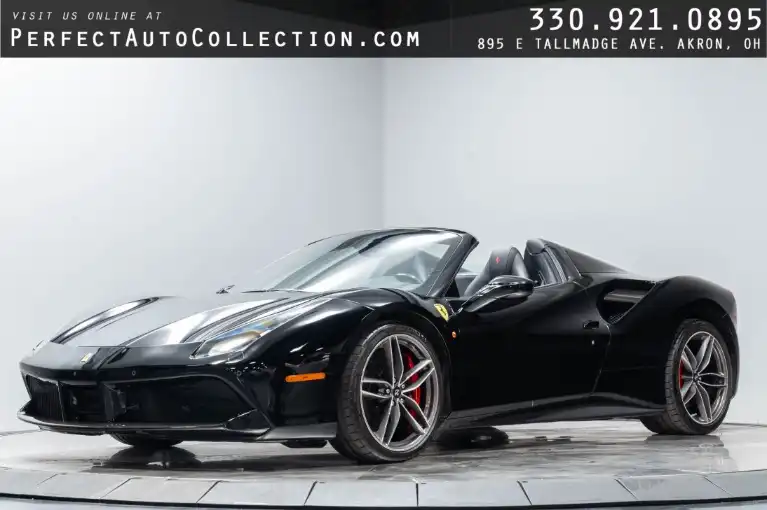 2016 Ferrari 488 Base's photo