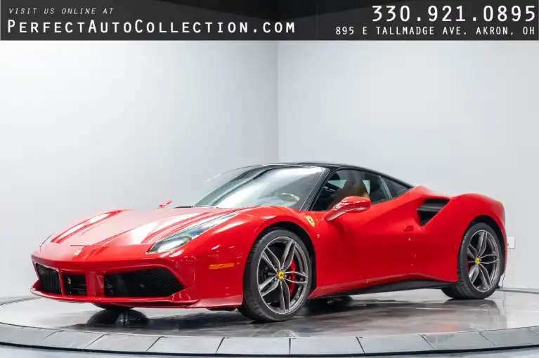2016 Ferrari 488 Base's photo