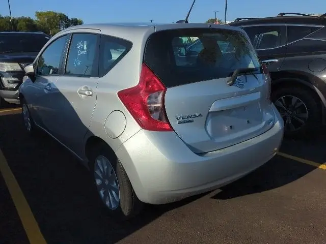2016 Nissan Versa Note 1.6 SV CVT photo 5