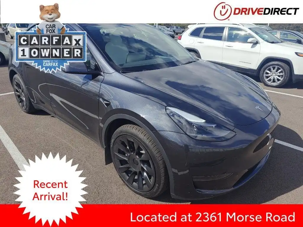 2024 Tesla Model Y Long Range Dual Motor All-Wheel Drive's photo