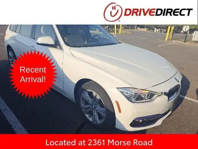 2017 BMW 3 Series 330i xDrive Sports Wagon's photo