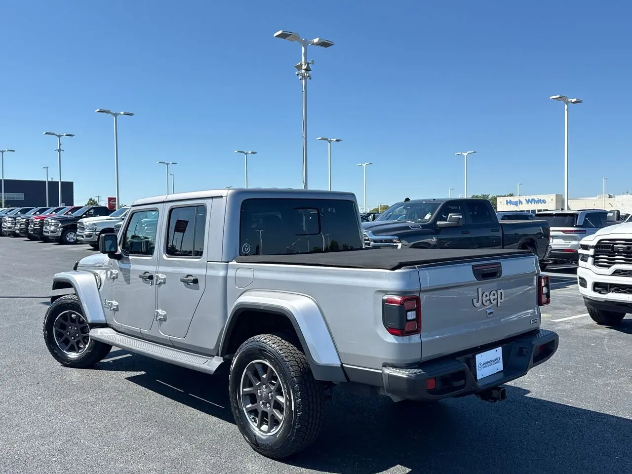 2020 Jeep Gladiator Overland photo 5