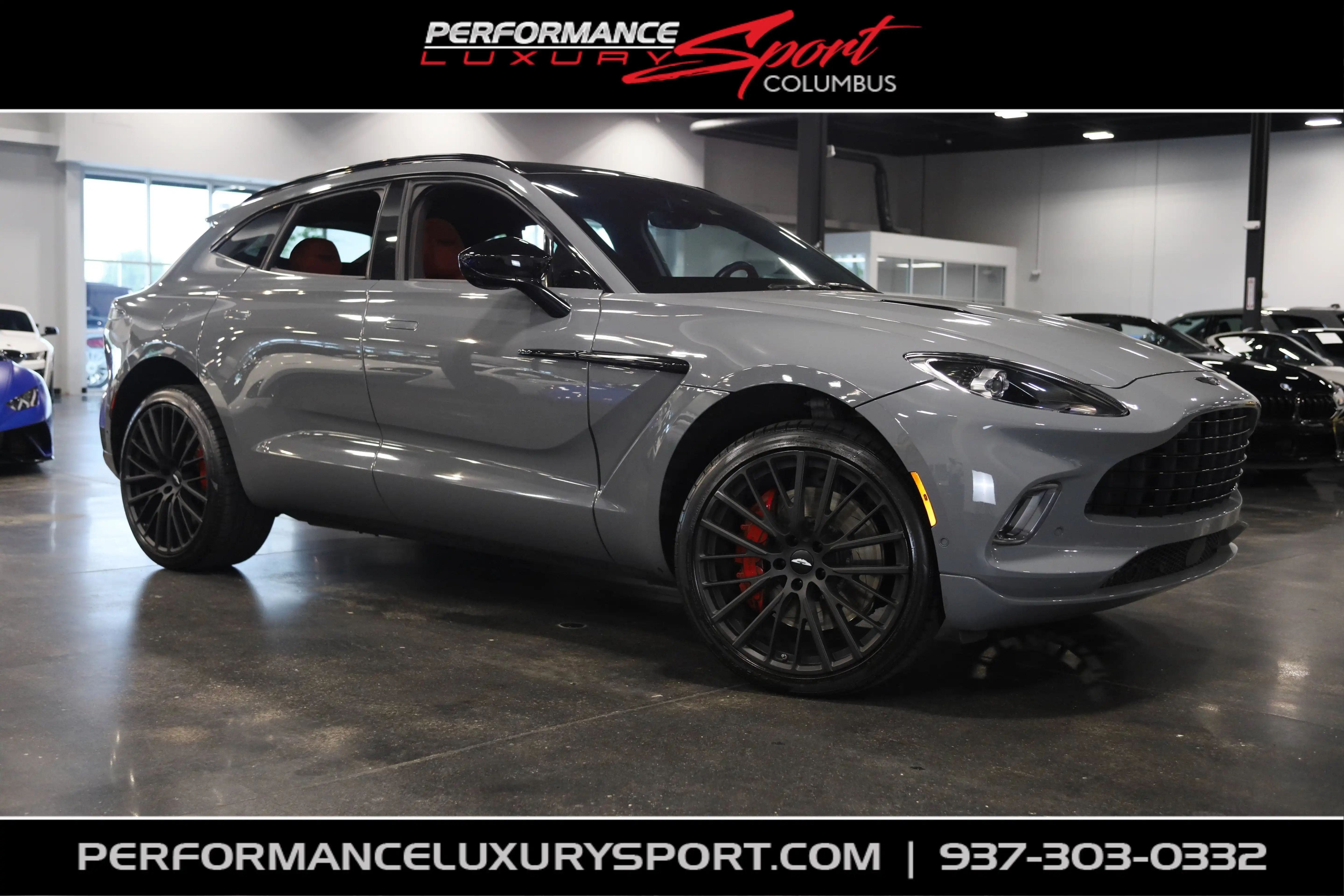 2022 Aston Martin DBX 4.0 V8 AWD's photo