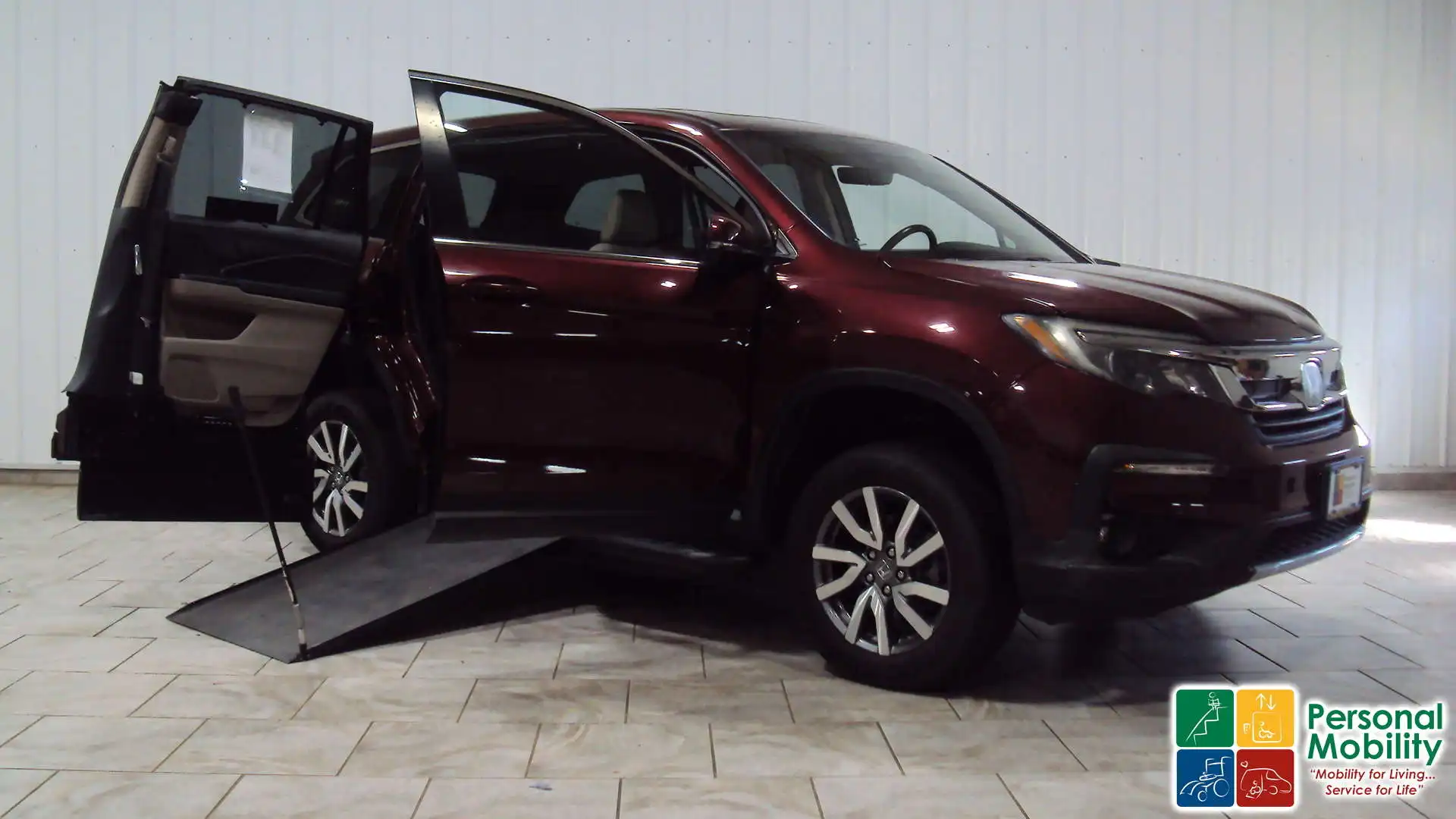 2019 Honda Pilot 2WD EX-L w/Navi & RES's photo