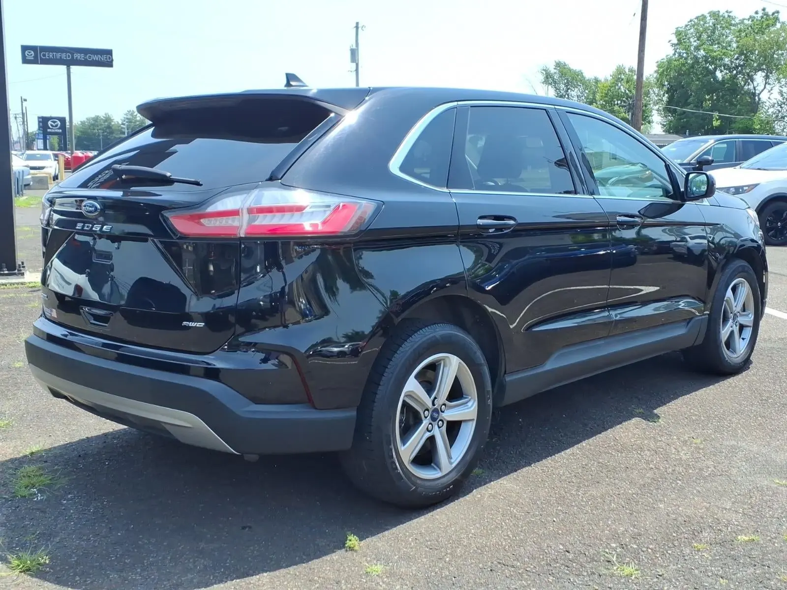 2022 Ford Edge SEL AWD photo 3