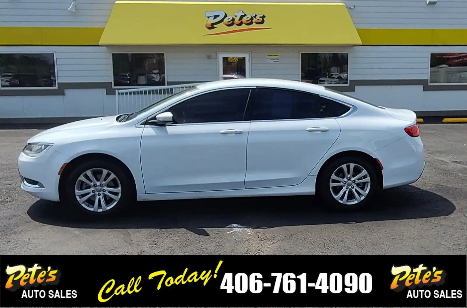 2016 Chrysler 200 Limited's photo