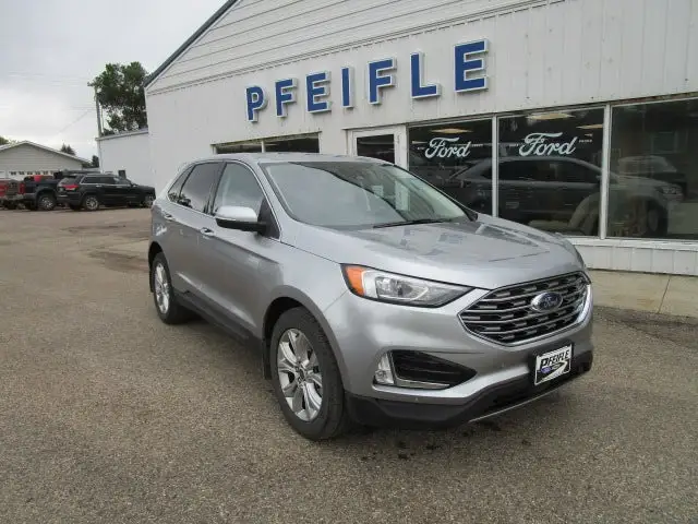 2021 Ford Edge Titanium AWD photo 1