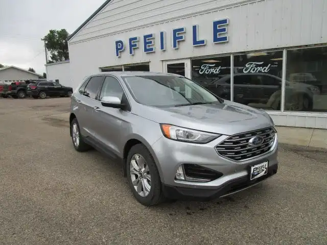 2021 Ford Edge Titanium AWD's photo