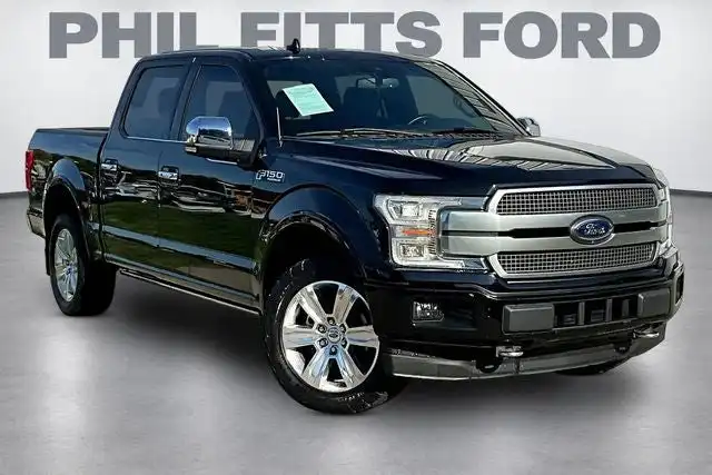 2018 Ford F-150 Platinum 4WD SuperCrew 5-1/2' Box's photo
