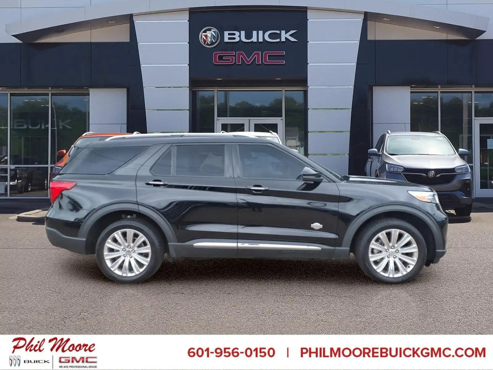 2021 Ford Explorer King Ranch 4WD's photo