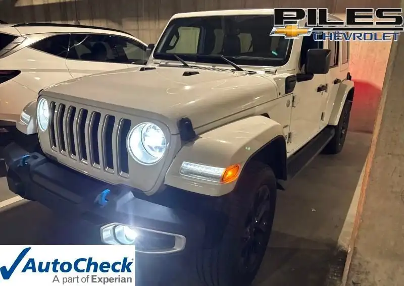 2023 Jeep Wrangler 4xe Sahara 4xe's photo