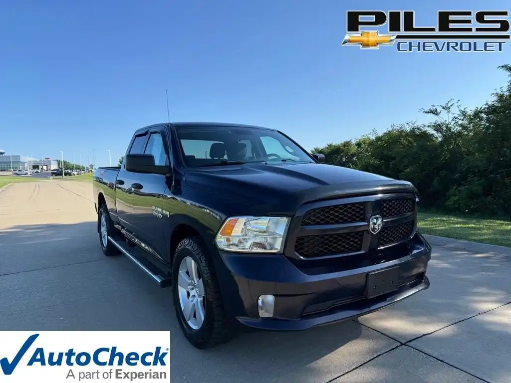2018 RAM 1500 Express 4x4 Quad Cab 6'4's photo
