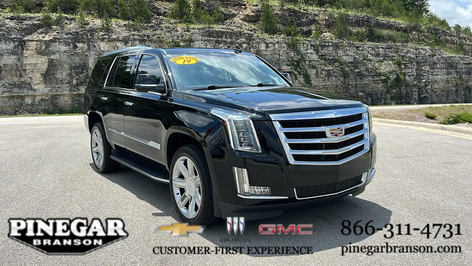 2019 Cadillac Escalade AWD Luxury's photo