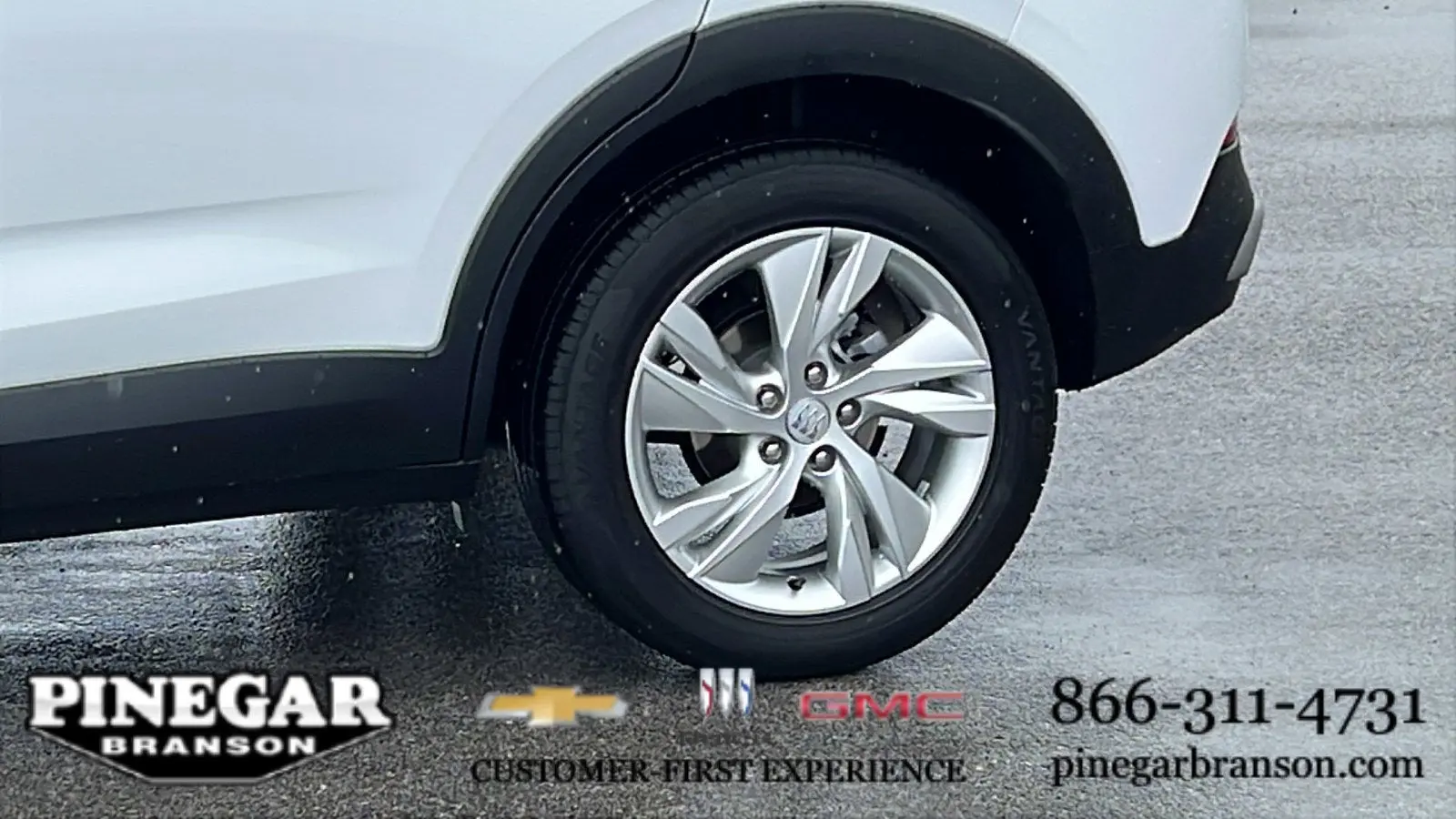 2025 Buick Encore GX Preferred photo 5