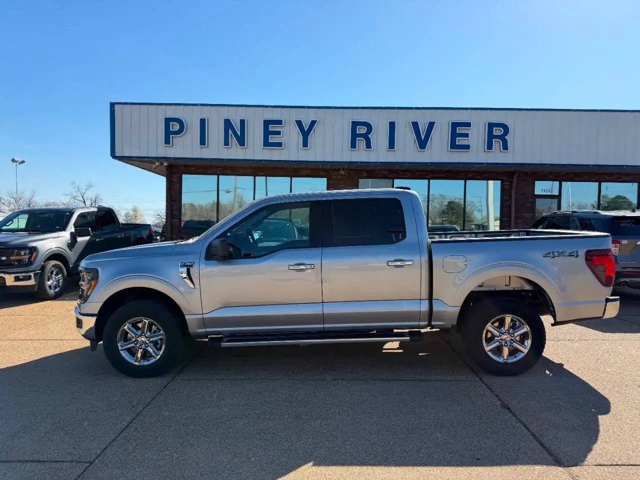 2025 Ford F-150 XLT 4x4 SuperCrew 5-1/2 Box's photo