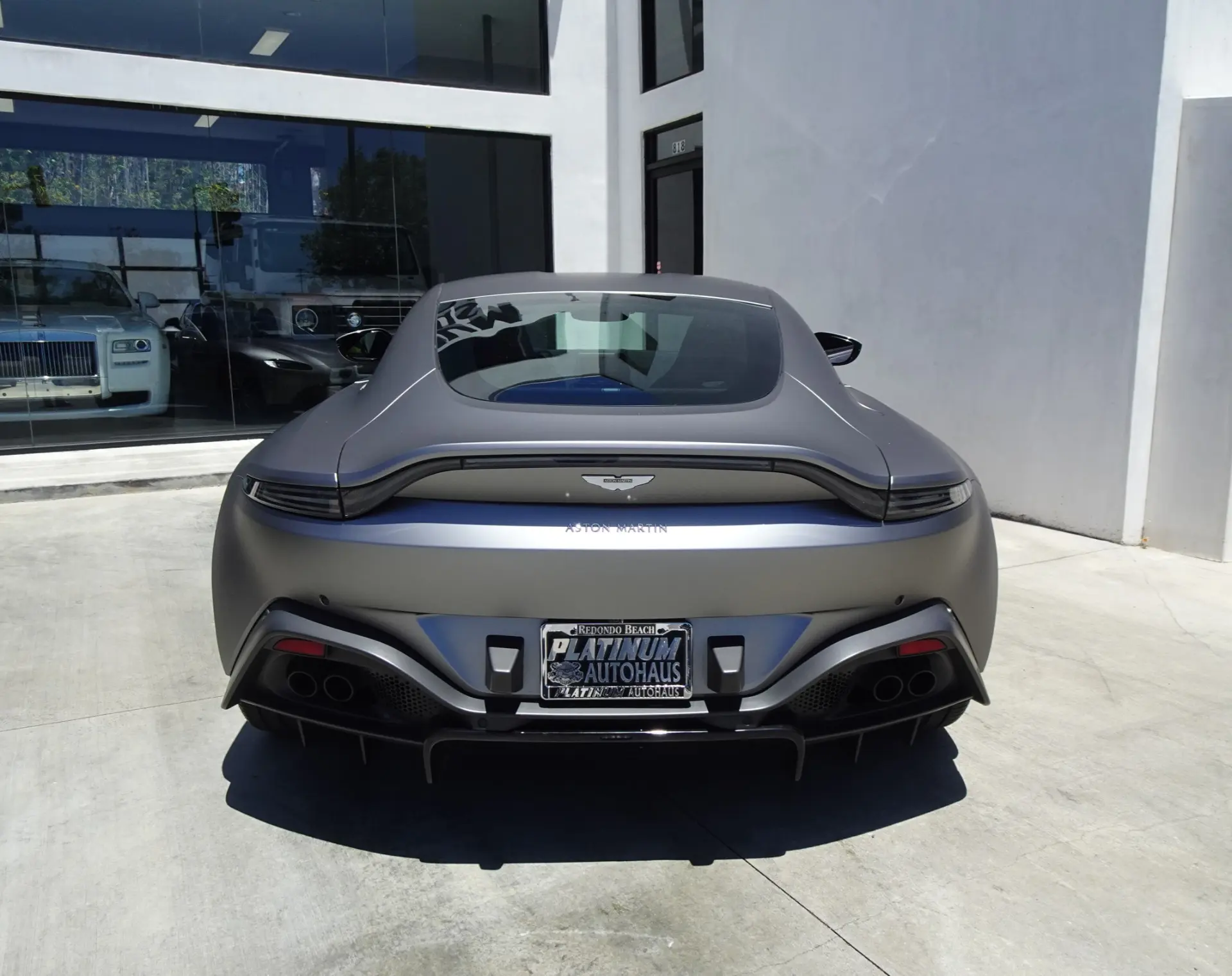 2020 Aston Martin Vantage 4.0 V8 photo 3