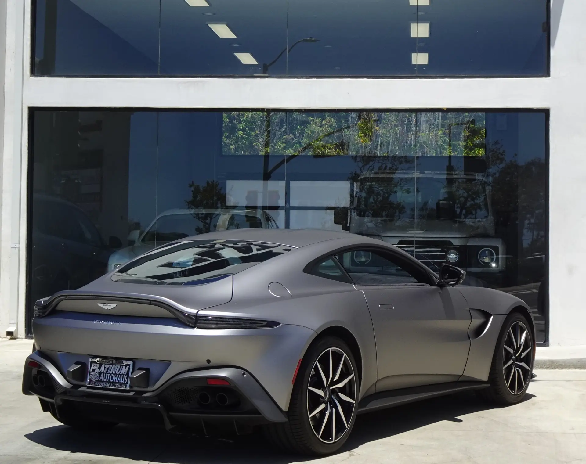 2020 Aston Martin Vantage 4.0 V8 photo 5