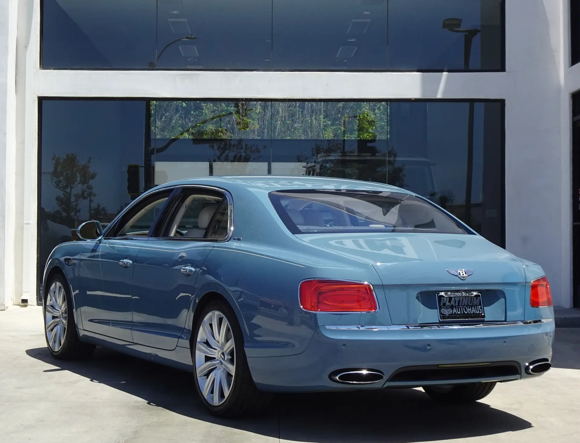 2014 Bentley Flying Spur Base photo 3