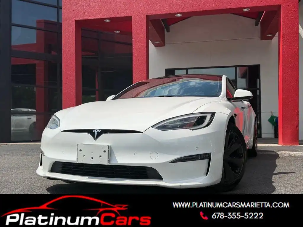 2022 Tesla Model S Plaid's photo