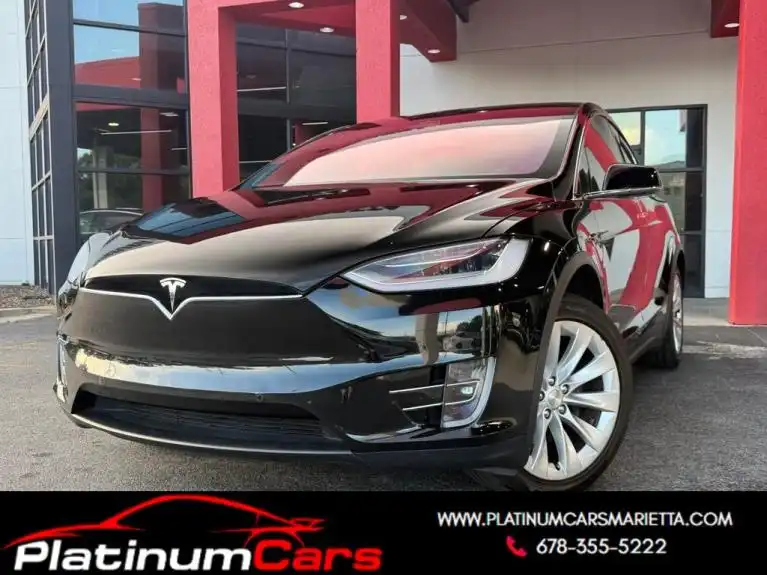 2023 Tesla Model X Long Range's photo
