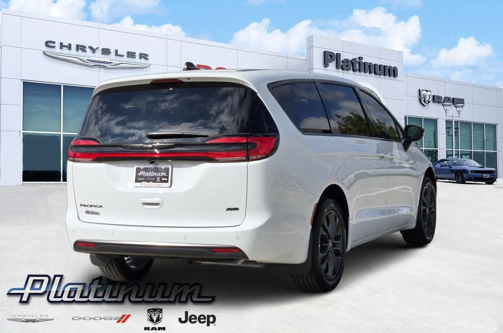 2026 Chrysler Pacifica Select AWD photo 5