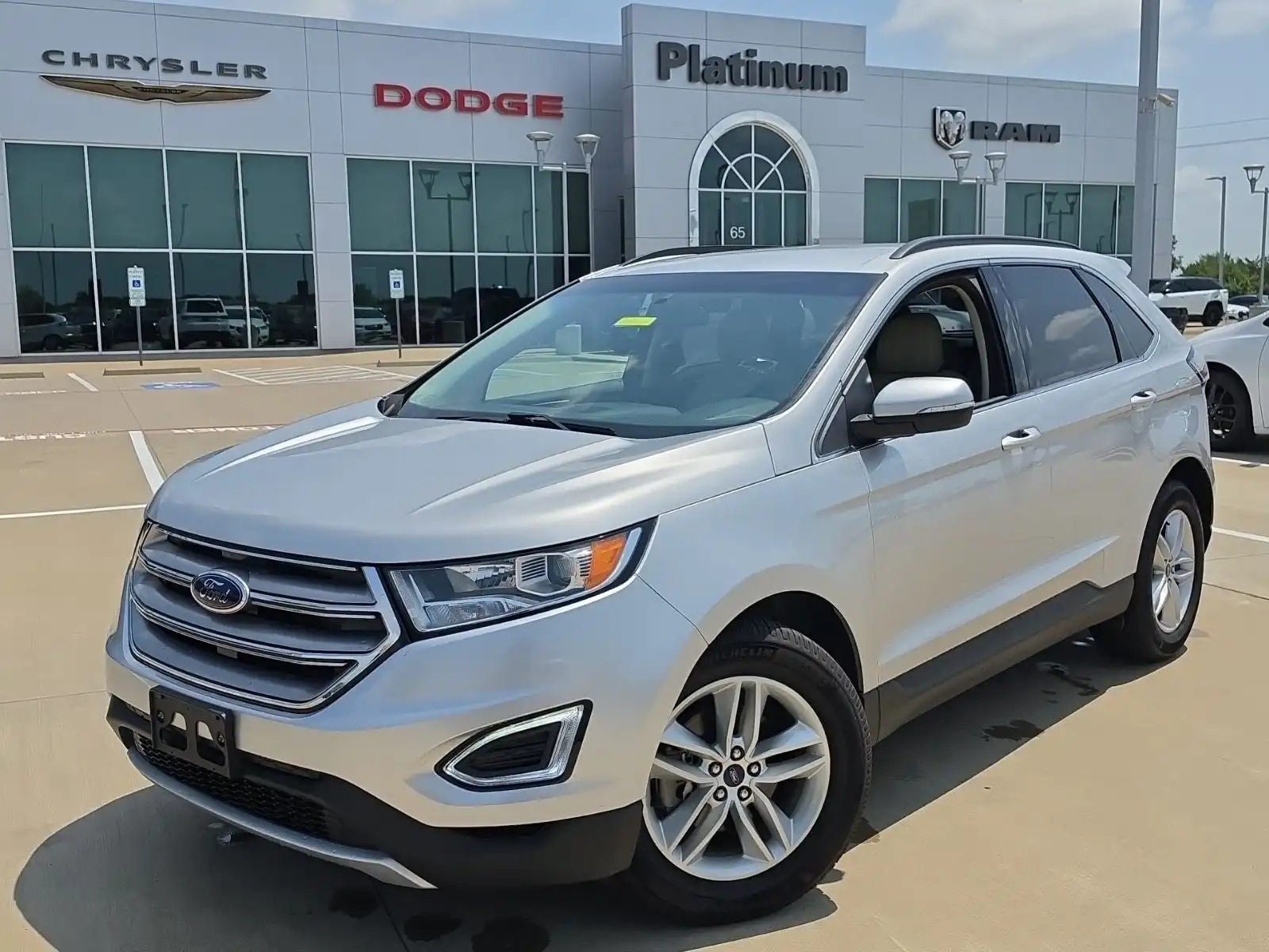 2018 Ford Edge SEL's photo