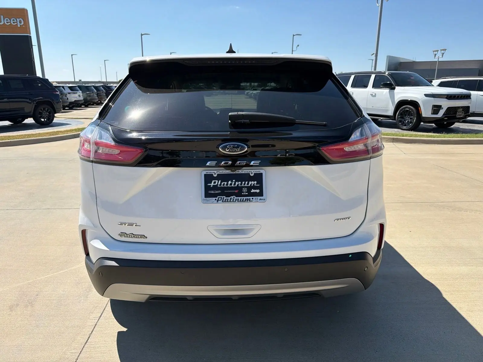 2024 Ford Edge SEL AWD photo 4