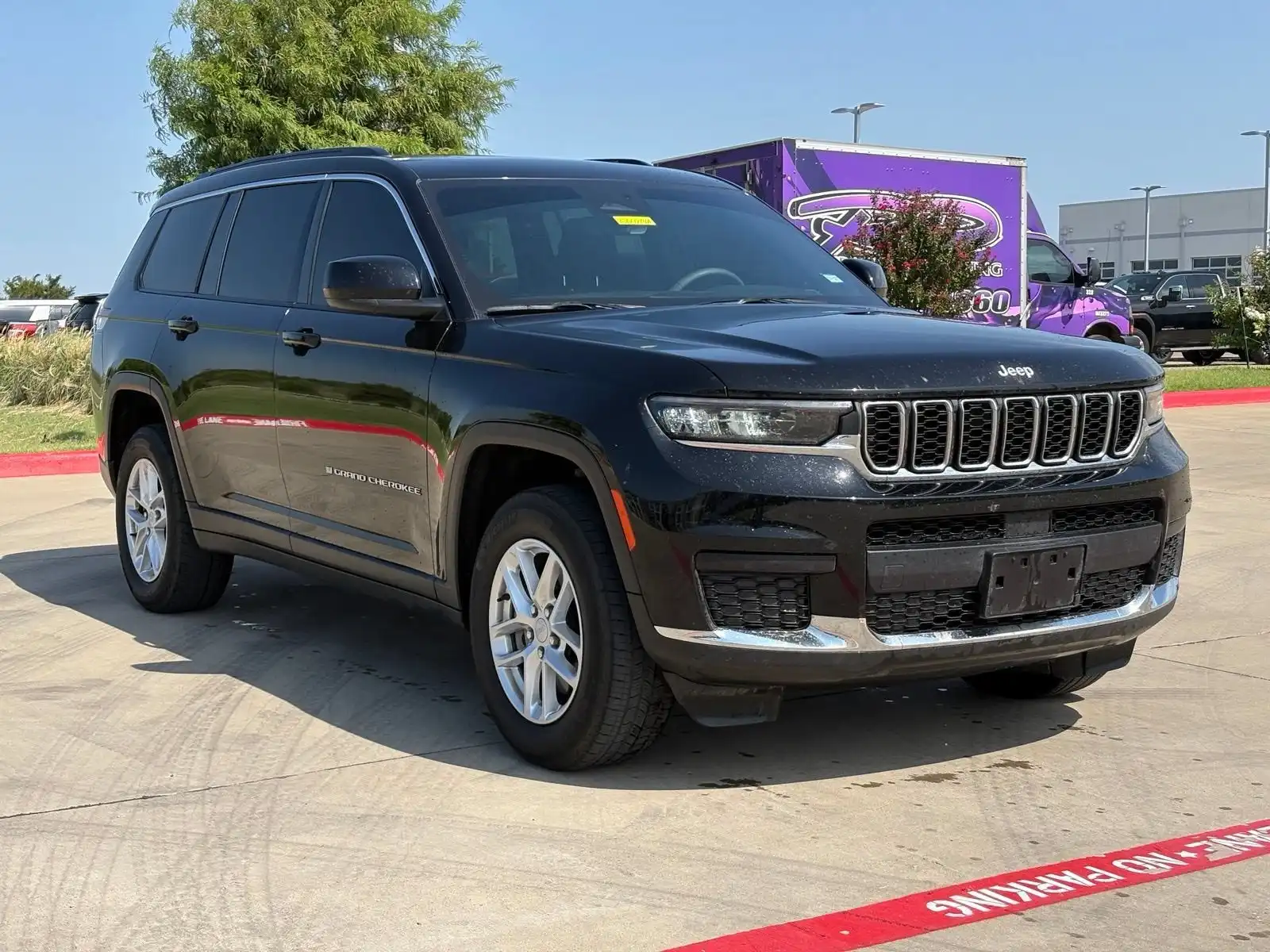 2025 Jeep Grand Cherokee L Laredo X's photo