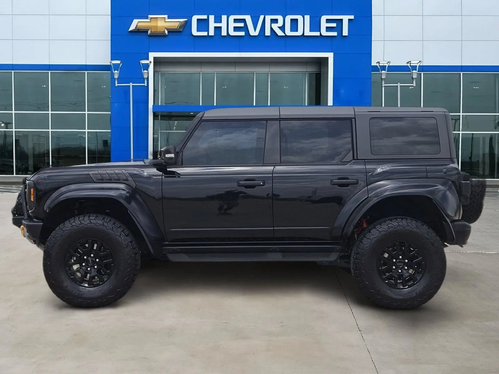 2023 Ford Bronco Raptor 4x4 photo 3