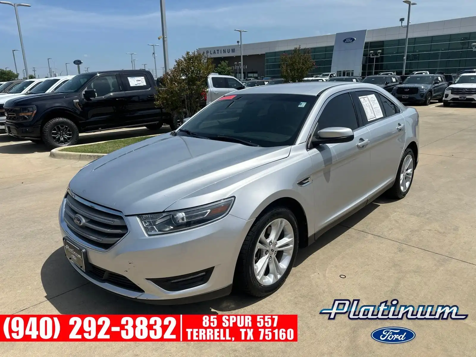 2019 Ford Taurus SEL FWD's photo
