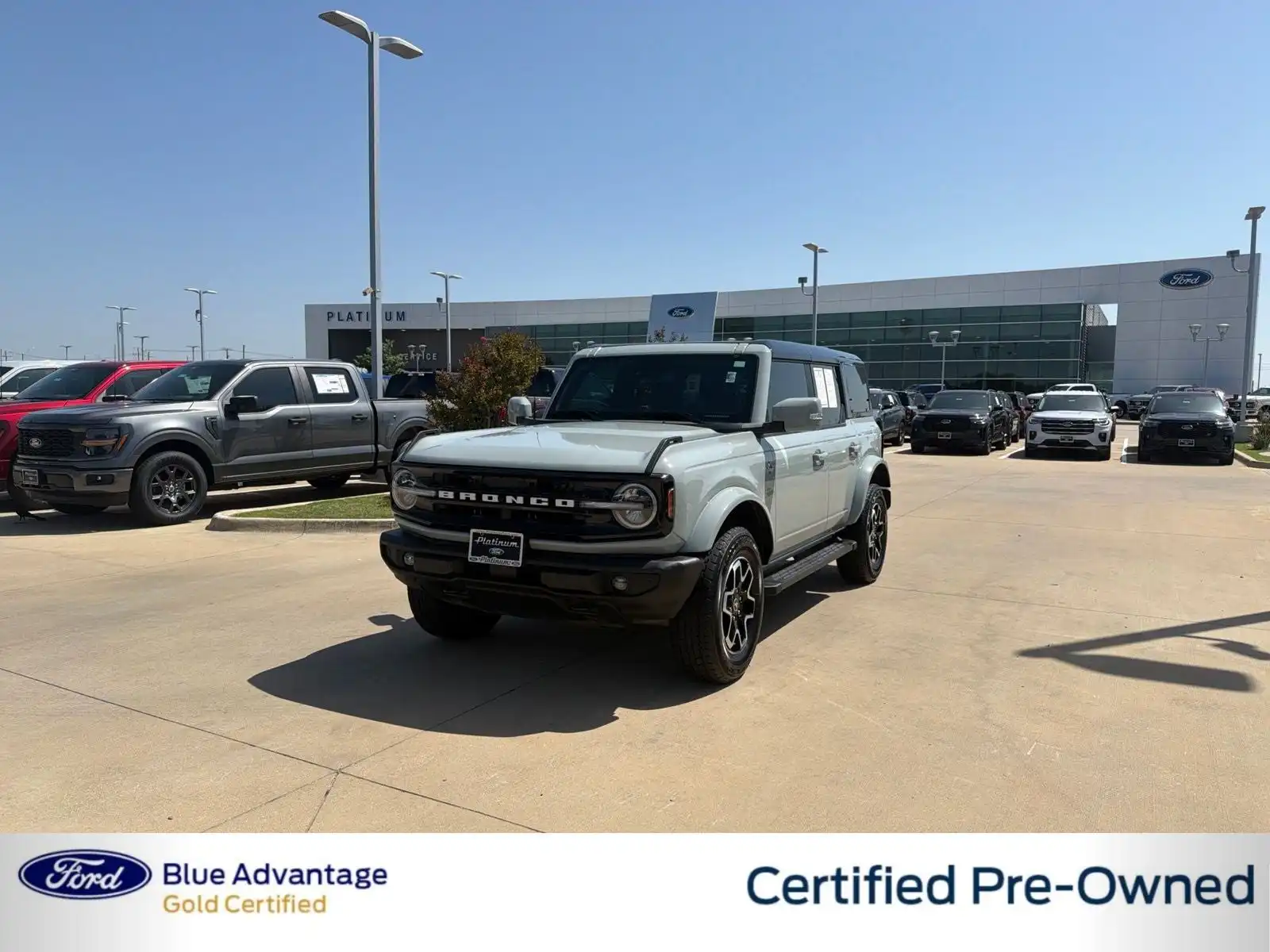 2024 Ford Bronco Outer Banks 4x4's photo