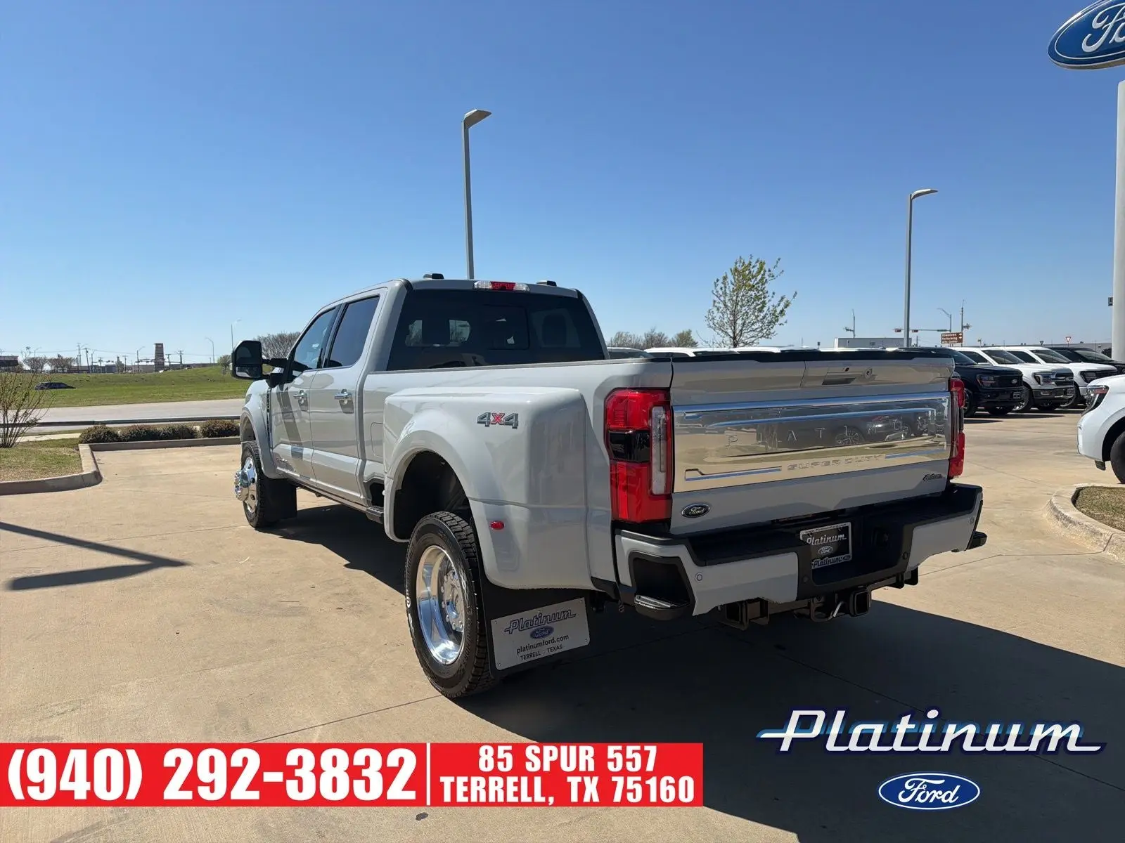 2026 Ford F-450 Platinum 4x4 Crew Cab 8' Box DRW photo 3