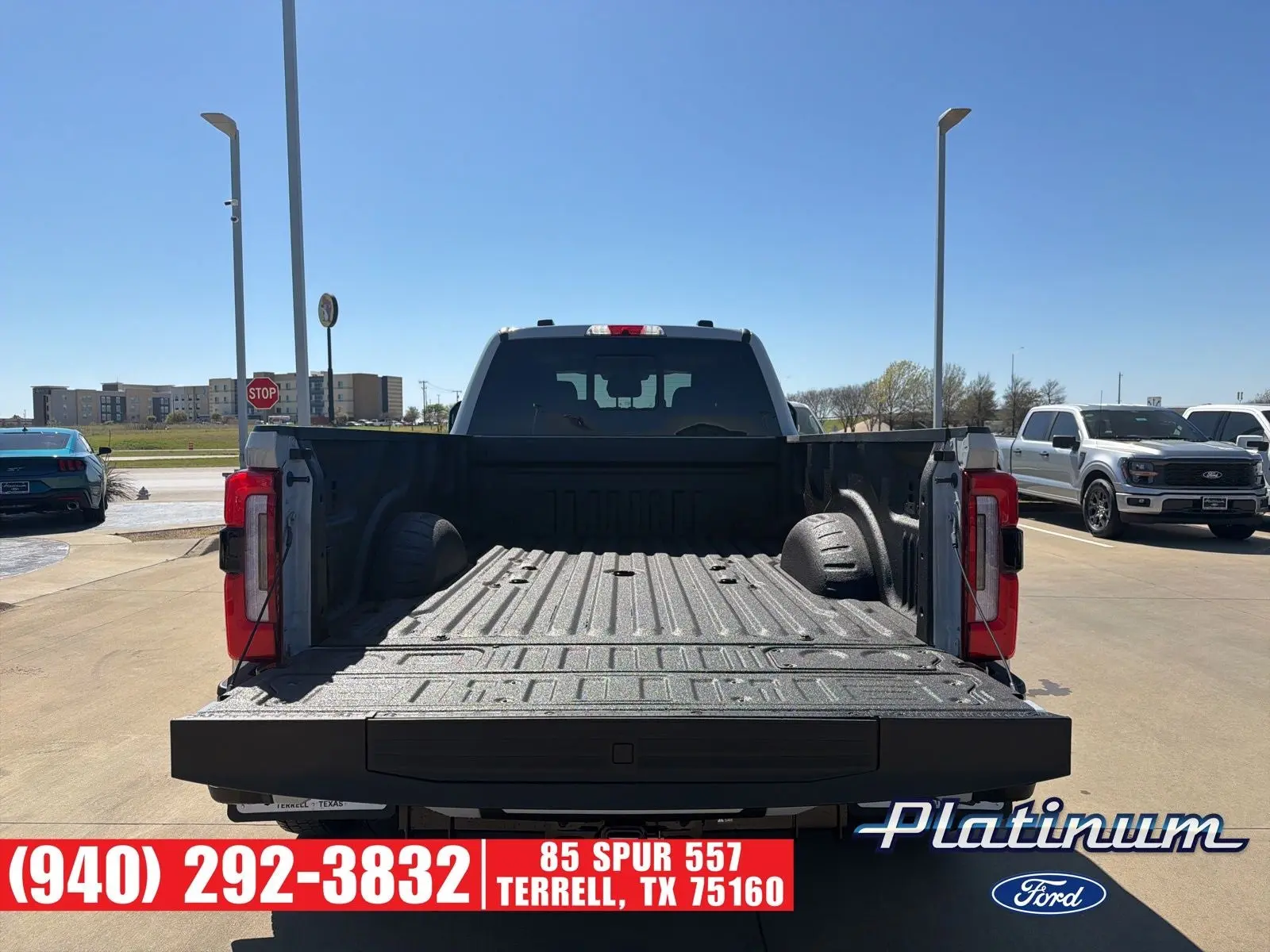 2026 Ford F-450 Platinum 4x4 Crew Cab 8' Box DRW photo 5