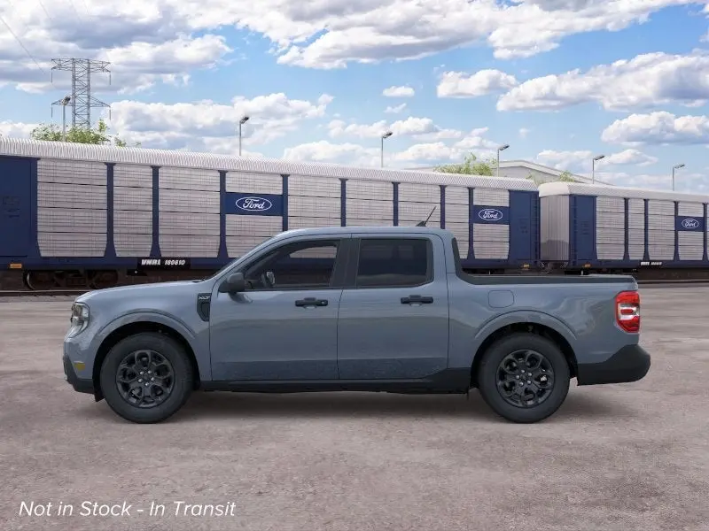 2026 Ford Maverick XLT AWD photo 3