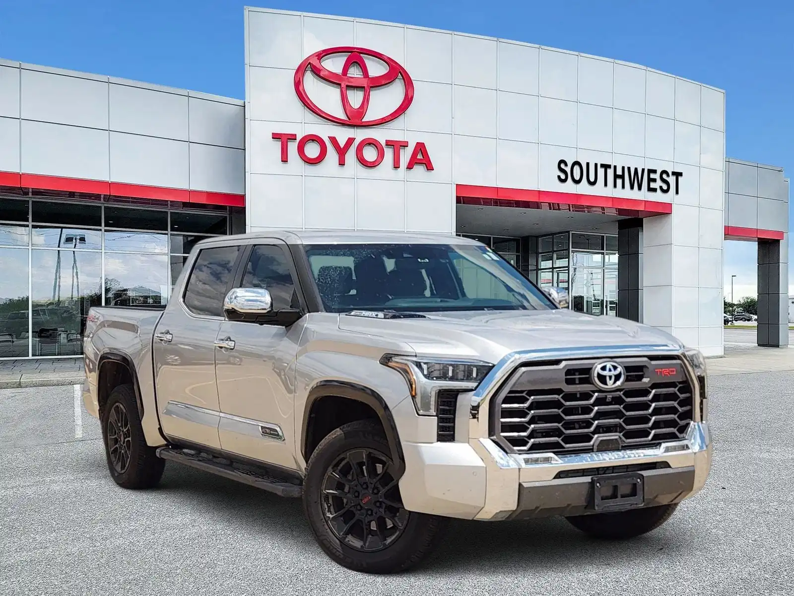 2024 Toyota Tundra 1794 Edition Hybrid 4WD CrewMax 5.5''s photo