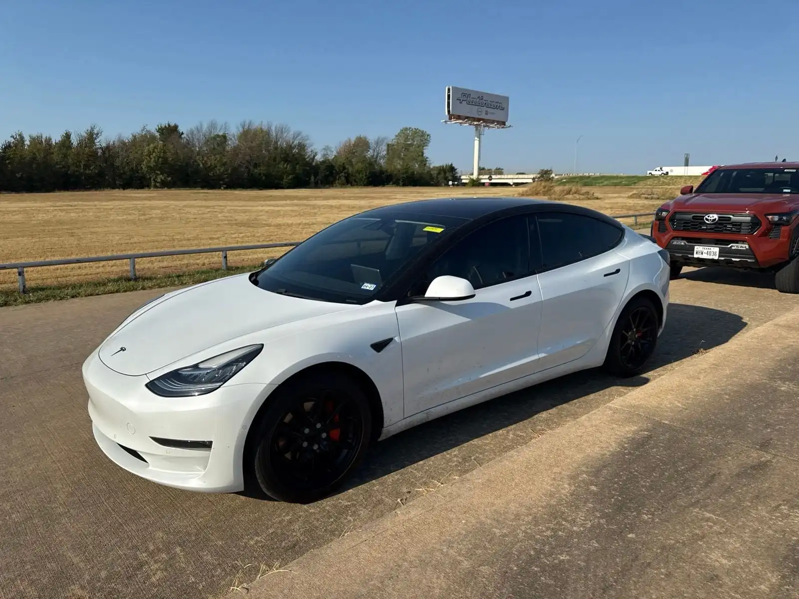 2018 Tesla Model 3 Base's photo