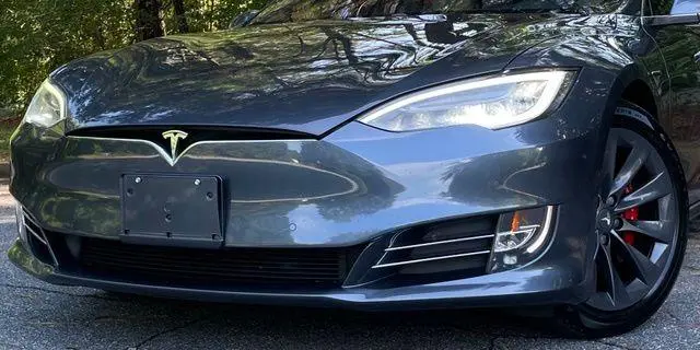 2020 Tesla Model S Performance photo 3