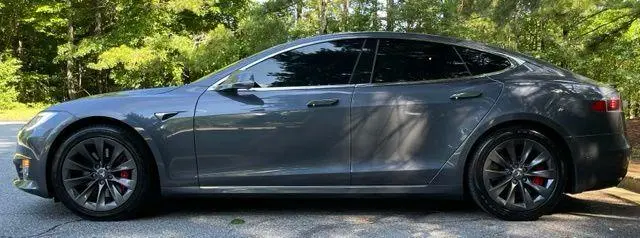 2020 Tesla Model S Performance photo 4