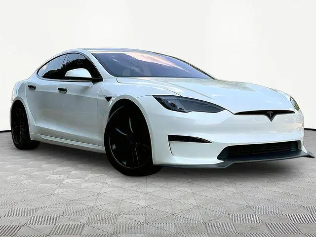2023 Tesla Model S Base photo 3