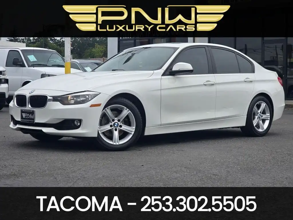 2013 BMW 3 Series 328i xDrive Sedan's photo
