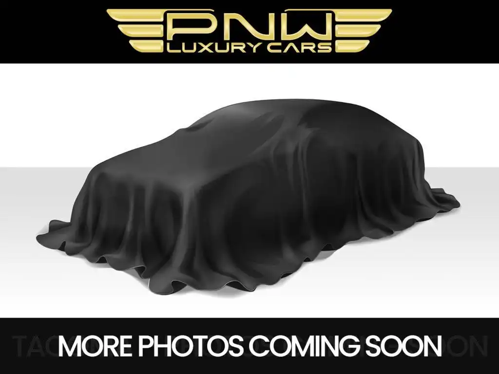 2016 Volvo XC90 T8 Twin Engine Plug-in Hybrid R-Design's photo