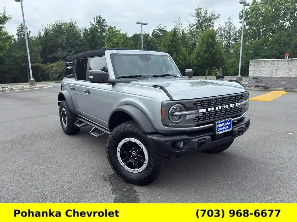 2023 Ford Bronco Badlands 4x4's photo