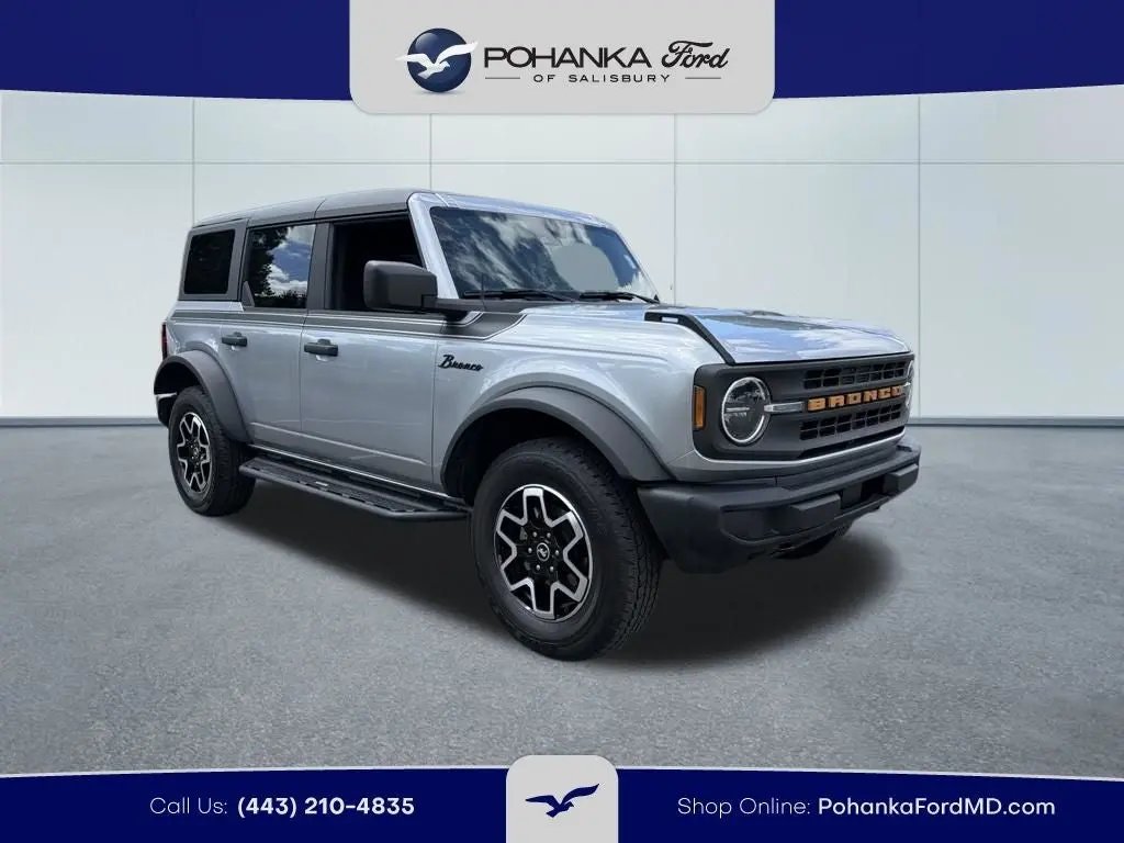 2023 Ford Bronco Base 4x4 photo 4